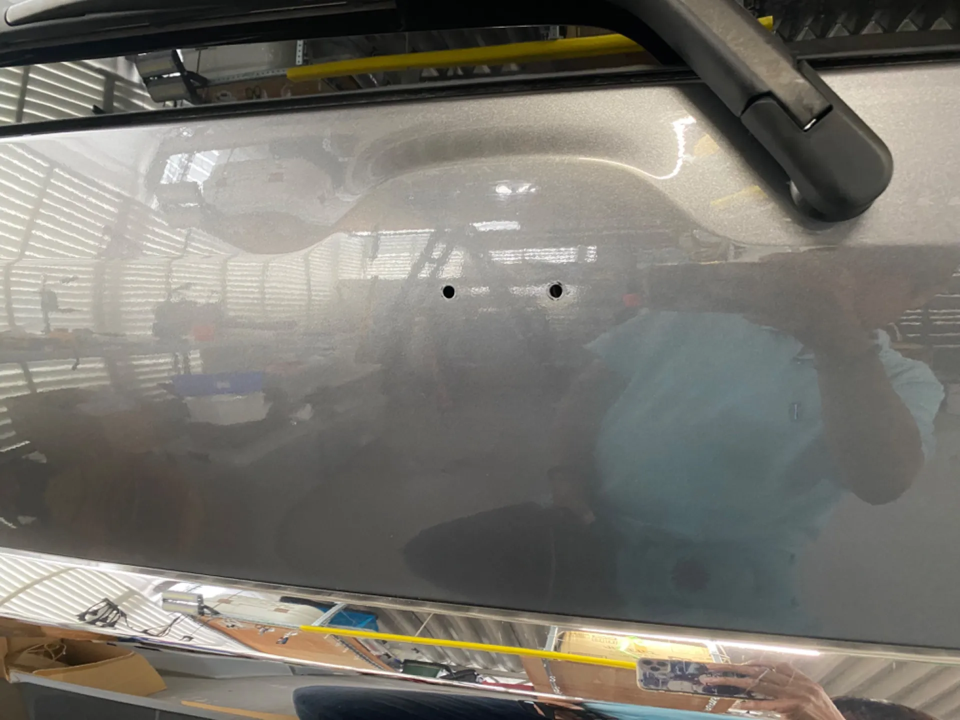 エンブレム交換