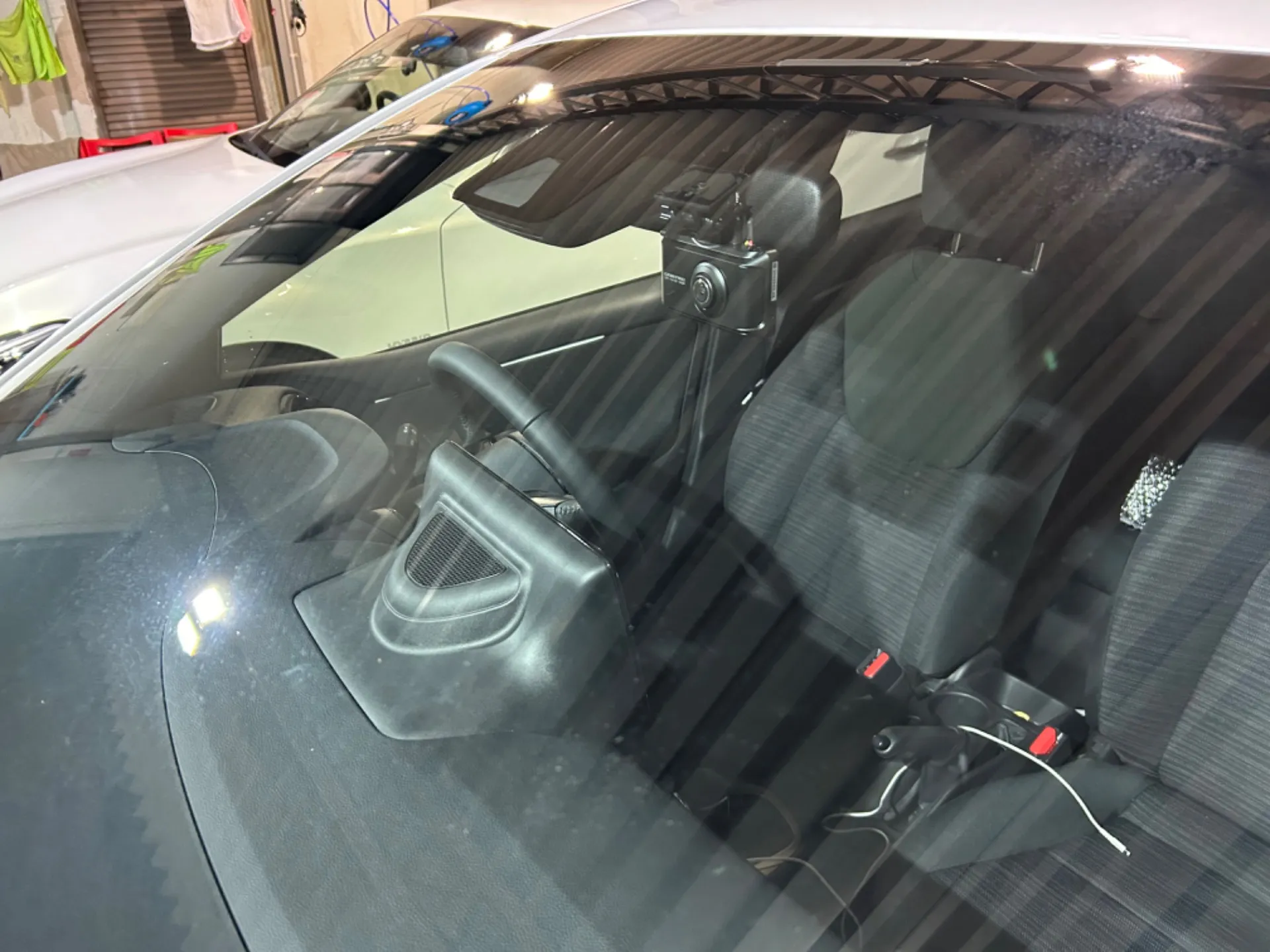 ヤリス　前後ﾄﾞﾗｲﾌﾞﾚｺ-ﾀﾞ-　取り付け