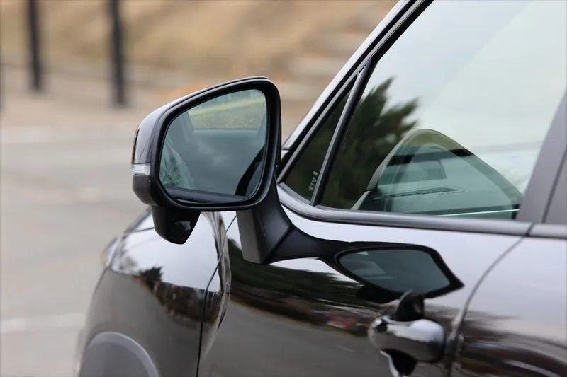 サイドミラーが動かないときの対処法について